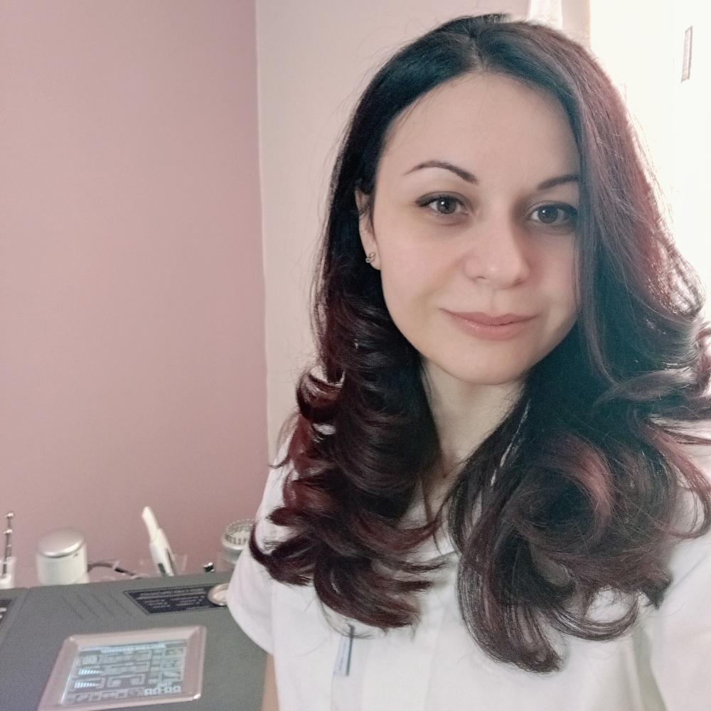 karko-agi-kozmetikus-monor